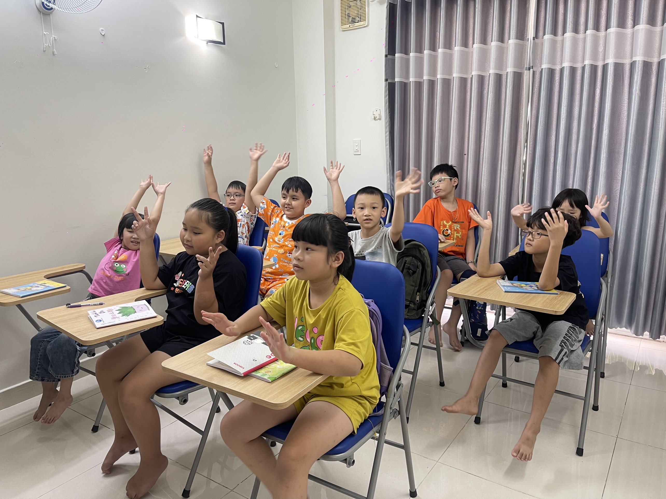 Super Stars - Anh văn Thiếu Nhi