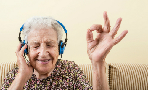 Bốn nguồn luyện nghe tiếng Anh hữu ích