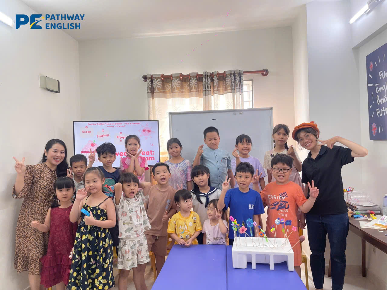 WORKSHOP TẠO HÌNH TÒ HE BẰNG ĐẤT SÉT KHÔ 